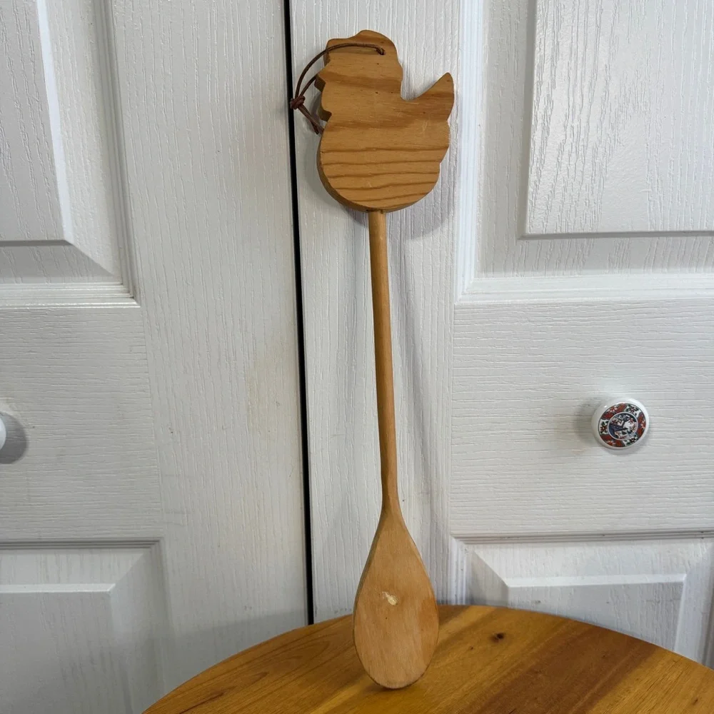 Wooden hand‎ painted chicken spoon